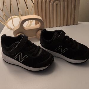 New Balance Kids Black and White Sneakers